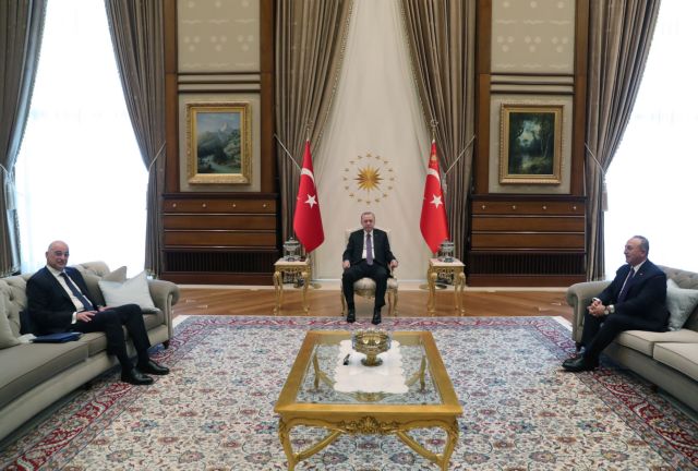 Δένδιας - Η Τουρκία τείνει να πάρει οριστικό διαζύγιο με τη διεθνή νομιμότητα