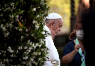 Βατικανό – Φήμες για πιθανή παραίτηση του Πάπα