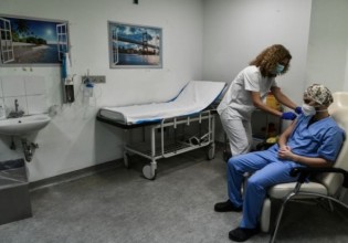 Κοντοζαμάνης – Οι ανεμβολίαστοι υγειονομικοί θα δώσουν πίσω χρήματα