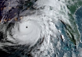 Τυφώνας Άιντα – Συνοδεύεται από ανέμους ταχύτητας 240 χλμ την ώρα – Θα πλήξει απόψε τη Λουιζιάνα