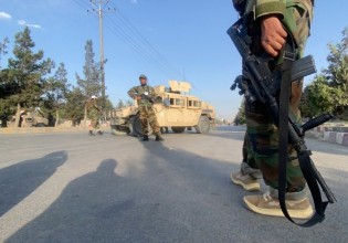 Αφγανιστάν – Το Ισλαμικό Κράτος ανέλαβε την ευθύνη για τις βομβιστικές επιθέσεις στην Τζαλαλαμπάντ