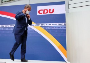 Γερμανία – Μάχη πολιτικής επιβίωσης για τον Άρμιν Λάσετ – Ζητούν την παραίτησή του μετά τη συντριβή στις βουλευτικές εκλογές