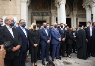 Μίκης Θεοδωράκης – Οι πολιτικοί αρχηγοί στον αποχαιρετισμό του οικουμενικού Έλληνα