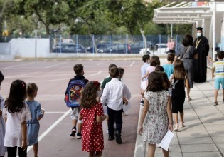 Σχολεία – Η εκτίμηση Γώγου για τη διασπορά του κοροναϊού – Τι είπε για ενδεχόμενο οριζόντιο κλείσιμο