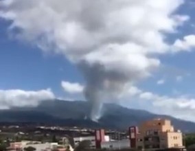 Ισπανία – Έκρηξη ηφαιστείου – Απομακρύνονται οι κάτοικοι