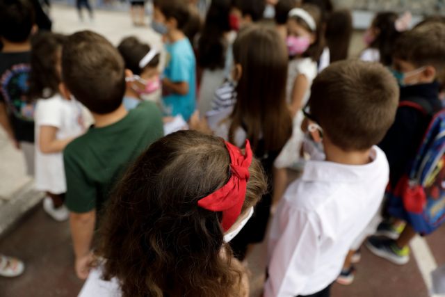 Κορoναϊός -Τι δείχνει αμερικανική μελέτη για τα τακτικά τεστ στα σχολεία