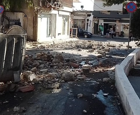 Ισχυρός σεισμός 5,8 Ρίχτερ στην Κρήτη - Στους δρόμους οι κάτοικοι