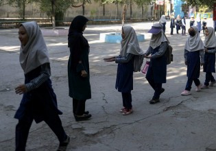 Ταλιμπάν – Ανακοίνωσαν τα υπόλοιπα μέλη της κυβέρνησής τους – Τι θα γίνει με την επιστροφή των κοριτσιών στα σχολεία