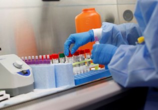 Κοροναϊός – Ερχονται νέα μέτρα – Φόβοι για επανεμφάνιση της γρίπης