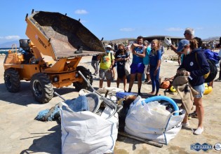 Delos – More than a ton of debris was removed from the seabed