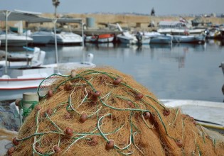 Λέρος – Κατέλαβαν το Δημαρχείο αγανακτισμένοι αλιείς – Τι ζητούν