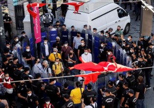 Κοροναϊός – Τουρκία – Διαδήλωση στην Κωνσταντινούπολη κατά του εμβολιασμού και των μέτρων για την πανδημία