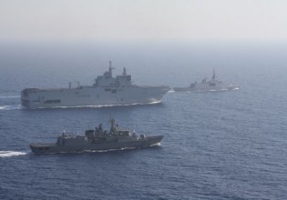 Ρωσία – Πολεμικά πλοία άρχισαν μεγάλης έκτασης γυμνάσια με πραγματικά πυρά στη Μαύρη Θάλασσα