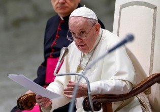 Βατικανό – Διαψεύδει τις φήμες περί παραίτησης ο πάπας Φραγκίσκος