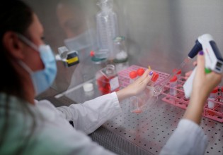 Κοροναϊός – Ρινικό εμβόλιο ετοιμάζει η Γαλλία – Θετικές οι προκλινικές δοκιμές