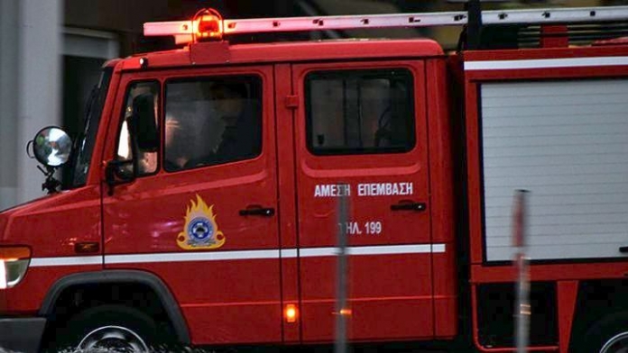 Συναγερμός στην Πυροσβεστική – Φωτιά σε αυτοκίνητο στη Βουλιαγμένη