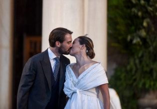 Φίλιππος Γλύξμπουργκ και Νίνα Φλόρ – Παραμυθένιος γάμος στην Μητρόπολη Αθηνών – Όλες οι λεπτομέρειες της τελετής