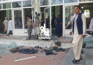 Αφγανιστάν – Εικόνες σοκ μετά την έκρηξη σε τζαμί στην Κανταχάρ – Στους 62 οι νεκροί