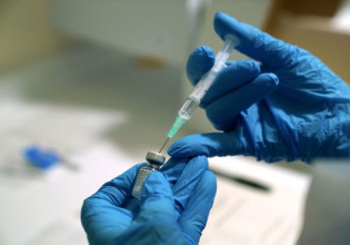 Κοροναϊός – Οι εμβολιασμένοι έχουν μικρότερη θνησιμότητα σε σχέση με τους ανεμβολίαστους σύμφωνα με έρευνα