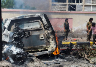 Υεμένη – Επίθεση εναντίον αυτοκινητοπομπής αξιωματούχων – Tουλάχιστον 6 νεκροί