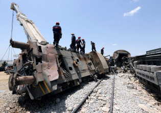 Τυνησία – Τρένα συγκρούστηκαν στην Τύνιδα – Τουλάχιστον 30 τραυματίες