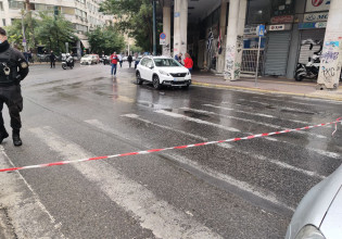 Αυτοκίνητο έπεσε πάνω σε μηχανές της ΔΙ.ΑΣ στο κέντρο της Αθήνας – Πυροβολισμοί από αστυνομικό