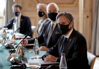 ΗΠΑ – Σε ψυχρή ατμόσφαιρα οι επαφές Αντονι Μπλίνκεν στο Παρίσι