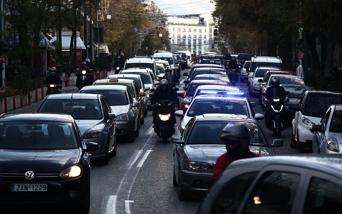 Αθήνα όπως… Λονδίνο - Γιατί η κίνηση στο κέντρο έγινε ανυπόφορη – Στοιχεία από συγκοινωνιολόγους για τις ώρες αιχμής