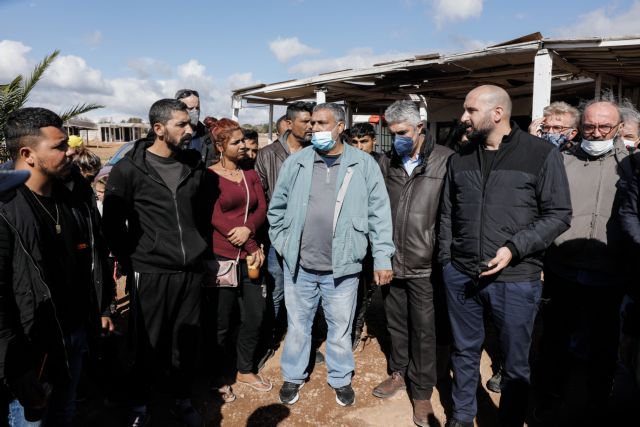 Πέραμα - Επίσκεψη του ΣΥΡΙΖΑ στην οικογένεια του 18χρονου Νίκου Σαμπάνη - Να αποδοθεί δικαιοσύνη ζήτησε ο Τζανακόπουλος