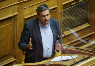 Ξανθός – Τα «προνόμια» στους εμβολιασμένους ενισχύουν το «αντιεμβολιαστικό κίνημα»