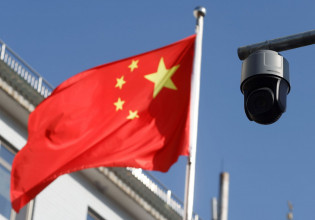 Κάμερες βιομετρικής αναγνώρισης θα παρακολουθούν τους δημοσιογράφους στην Κίνα
