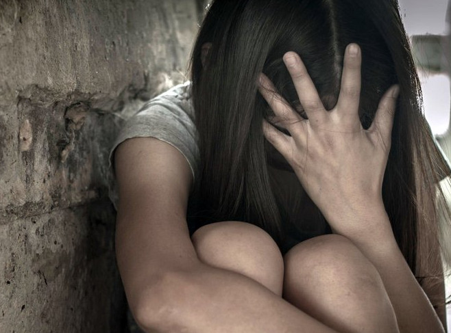 Θεσσαλονίκη - «Το κορίτσι έπεσε σε βαριά κατάθλιψη» - Τι λέει ο δικηγόρος της μαθήτριας που καταγγέλλει βιασμό από 16χρονο