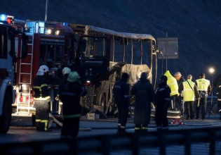Βουλγαρία – Λεωφορείο από τη Βόρεια Μακεδονία πήρε φωτιά – Τουλάχιστον 45 νεκροί, ανάμεσά τους και παιδιά