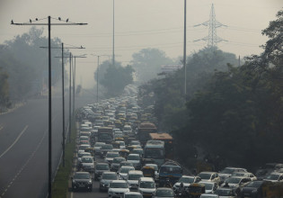 Ινδία – Κλείνουν τα σχολεία στο Νέο Δελχί μέχρι νεωτέρας λόγω ρύπανσης