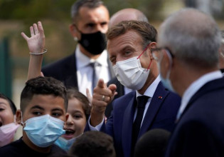 Γαλλία – Δεν θα επιβάλλουμε lockdown στους ανεμβολίαστους λέει ο Μακρόν