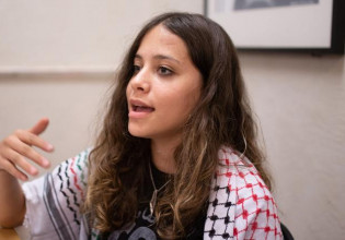 Janna Jihad – Η νεότερη δημοσιογράφος της Παλαιστίνης μόλις 15 ετών φοβάται για τη ζωή της