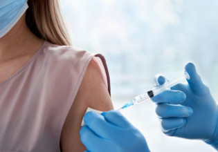 Τρίτη δόση εμβολίου – Αυτές είναι οι πιθανές παρενέργειες – Για ποιους ανοίγει η πλατφόρμα την Παρασκευή
