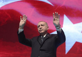 FT – Μπορεί η προβληματική οικονομία της Τουρκίας να εκθρονίσει τον Ερντογάν;