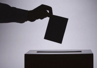 Δημοσκόπηση – Προβάδισμα της ΝΔ στην πρόθεση ψήφου – Άνοδος του ΚΙΝΑΛ και ντέρμπι για την πρωτιά