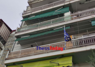 Θεσσαλονίκη – Προσγειώθηκε πάνω σε άνθρωπο το κοριτσάκι που έπεσε από μπαλκόνι