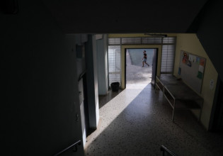 ΕΛΣΤΑΤ – Πάνω από 5.000 μαθητές «χάθηκαν» από το λύκειο μέσα σε ένα έτος [Πίνακες]