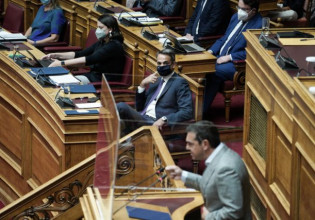Προ ημερησίας συζήτηση στη Βουλή για την ακρίβεια τη Δευτέρα – Παρεμβάσεις από Μητσοτάκη και Τσίπρα