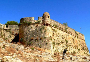 Ενισχύονται τα τείχη του φρουρίου Φορτέτσα στο Ρέθυμνο