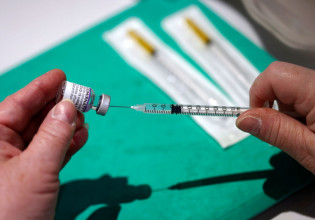 Όμικρον – Ανάγκη ετήσιου εμβολιασμού λέει πως διαβλέπει και η BioNTech