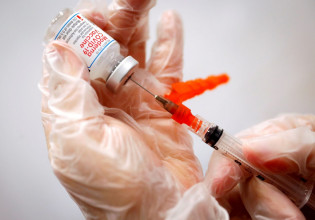 Εμβόλιο – H αναμνηστική δόση στο τρίμηνο είναι αποτελεσματική και ασφαλής, λέει ο ΕΜΑ