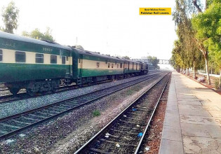 Πακιστάν – Οδηγός επιβατικού τρένου σταμάτησε την αμαξοστοιχία για να αγοράσει γιαούρτι