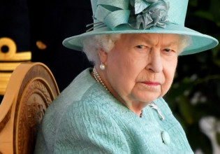 Βρετανία – Η βασίλισσα Ελισάβετ ακυρώνει τα παραδοσιακά της Χριστούγεννα στο Σάντριγχαμ λόγω Όμικρον