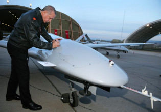 Τουρκία – Θα κατασκευάσει στρατιωτικά drones νέας γενιάς με την Ουκρανία