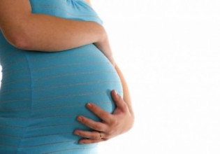 Κοροναϊός – Ασφαλές το εμβόλιο για τις μέλλουσες μητέρες – Στις πόσες δόσεις είναι προστατευμένες οι έγκυες