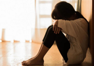 Αρετή Παληού – Ο δικηγόρος που κατήγγειλε αντιμετωπίζει δίκη για βιασμούς κοριτσιών 9 και 11 ετών